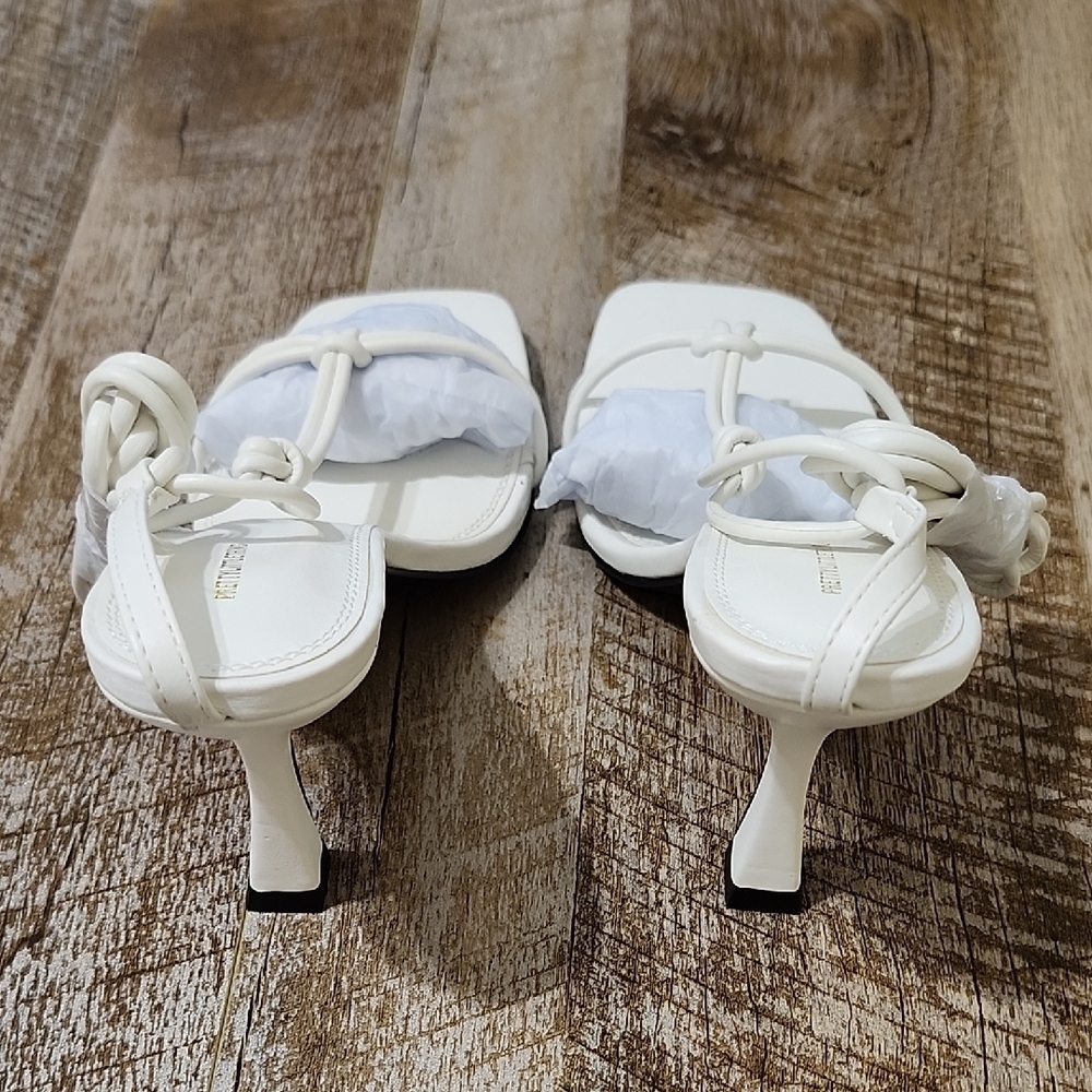 PrettyLittleThing Black and White Heels with Chunky Platform and Thin Straps - Picture 8 of 8